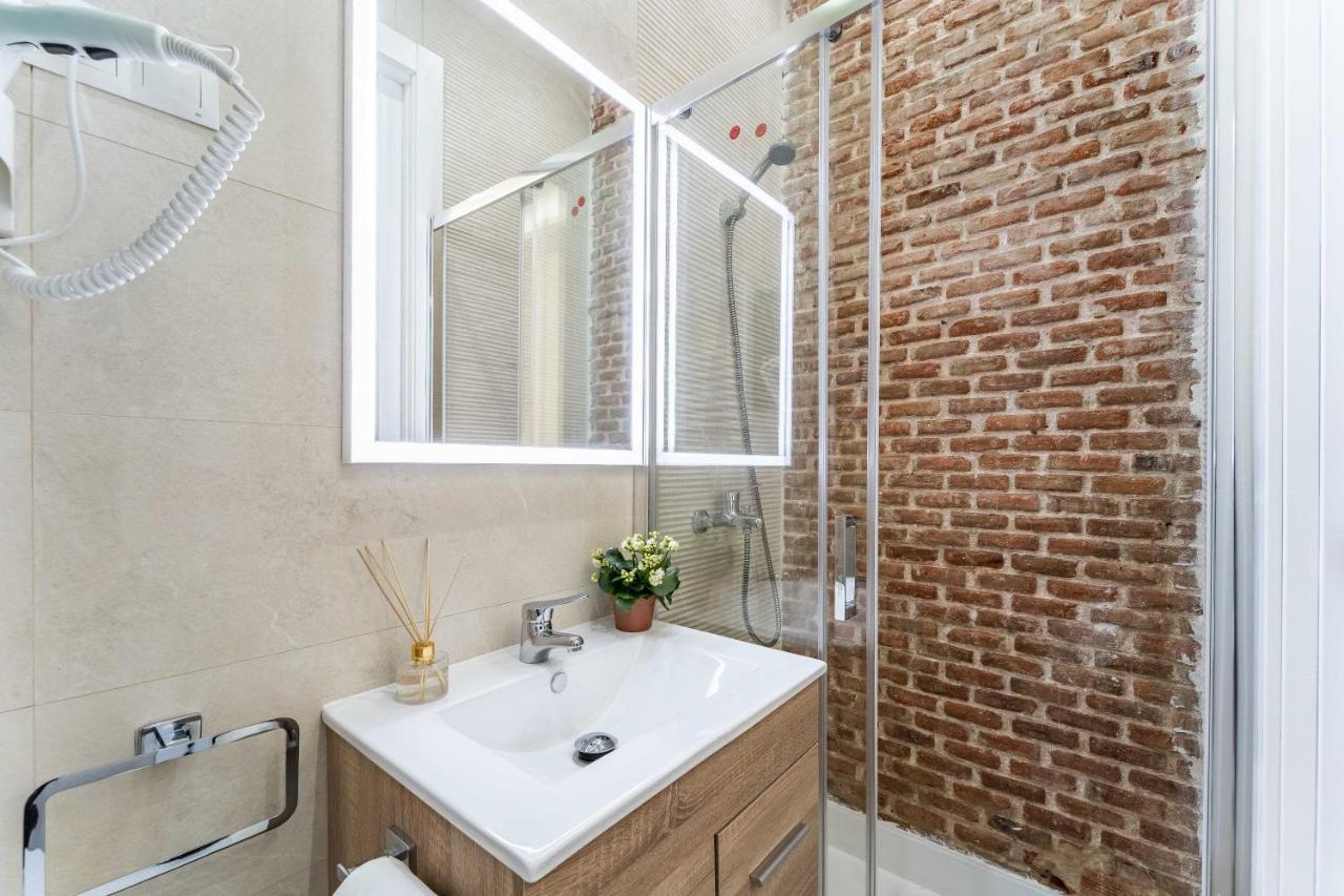 Exclusive Luxury Apartment In Central Madrid Luaran gambar